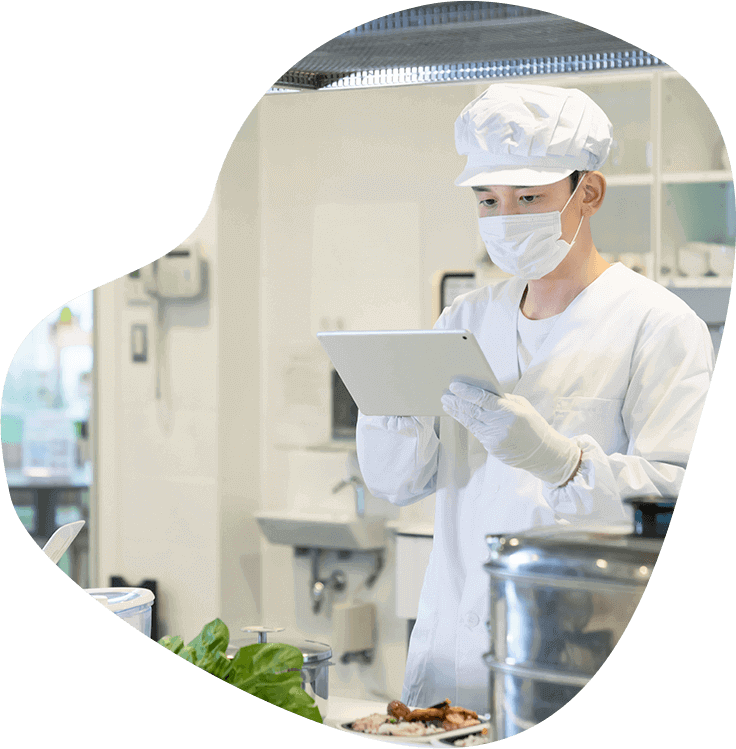 食品の検査をしている様子